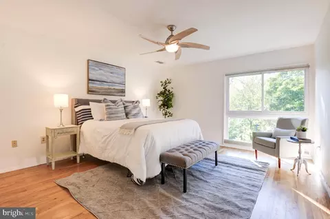 11474 Links Dr, Reston, VA 20190 photo 27