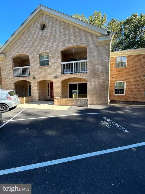 5815 Cove Landing Rd #204, Burke, VA 22015