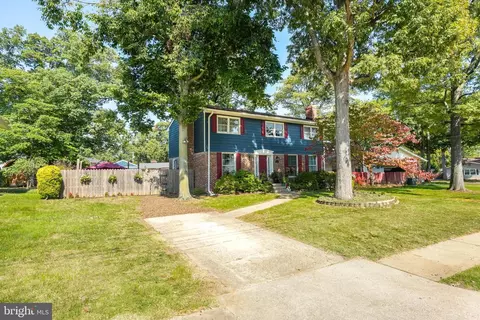 6432 Burwell St, Springfield, VA 22150