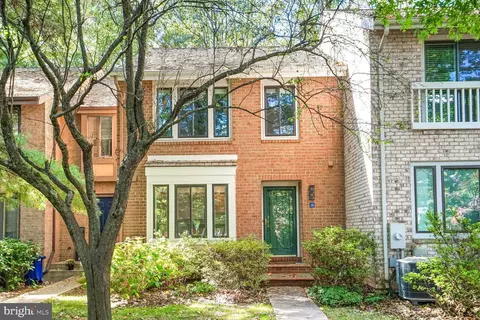 2028 Swans Neck Way, Reston, VA 20191