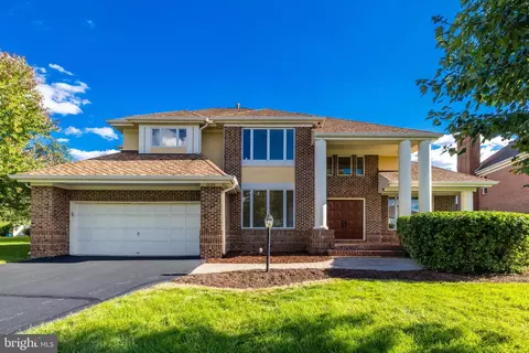 13105 Anvil Pl, Herndon, VA 20171