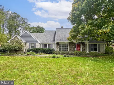 825 Ridge Dr, Mclean, VA 22101