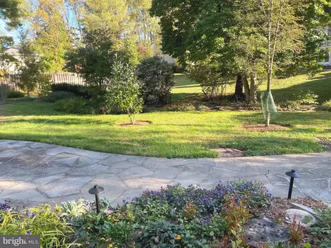 825 Ridge Dr, Mclean, VA 22101 photo 51