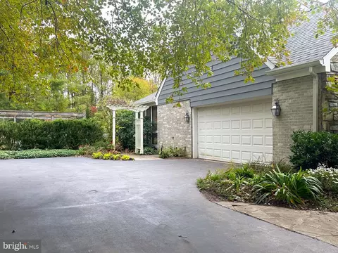 825 Ridge Dr, Mclean, VA 22101 photo 54