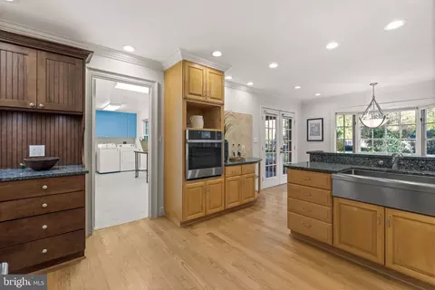 825 Ridge Dr, Mclean, VA 22101 photo 20