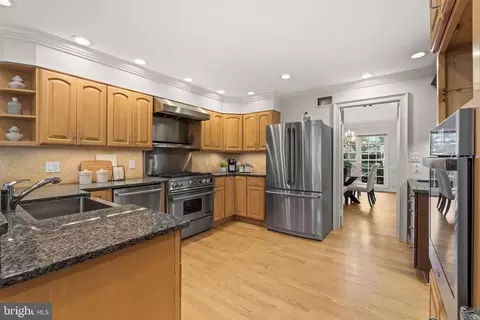 825 Ridge Dr, Mclean, VA 22101 photo 21