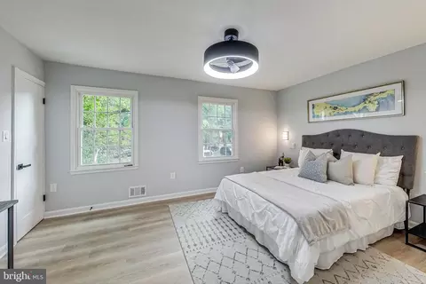 2402 Wanda Way, Reston, VA 20191 photo 8