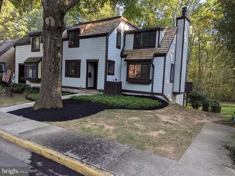 1651 Bentana Way, Reston, VA 20190