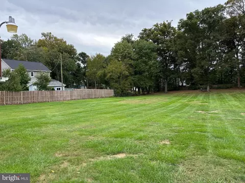 8737 Pohick Rd, Springfield, VA 22153 photo 3