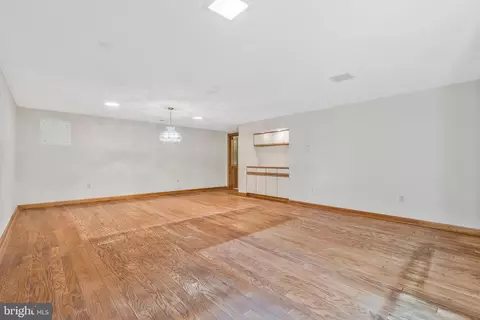 1879 Post Oak Trl, Reston, VA 20191 photo 48