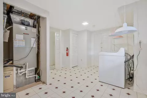 1879 Post Oak Trl, Reston, VA 20191 photo 50