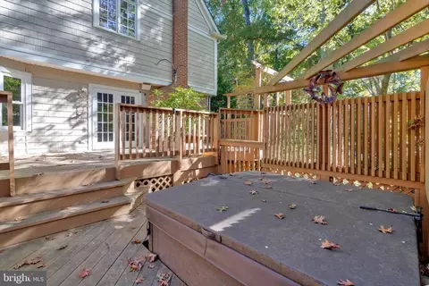 1879 Post Oak Trl, Reston, VA 20191 photo 38