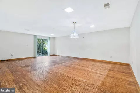 1879 Post Oak Trl, Reston, VA 20191 photo 46