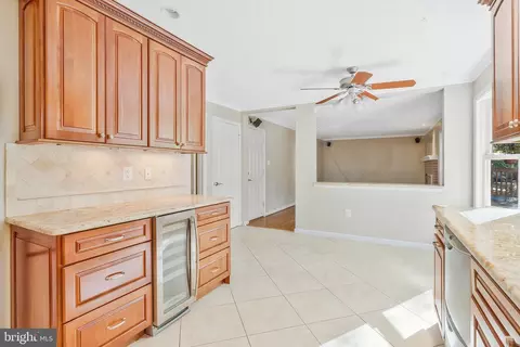 1879 Post Oak Trl, Reston, VA 20191 photo 20