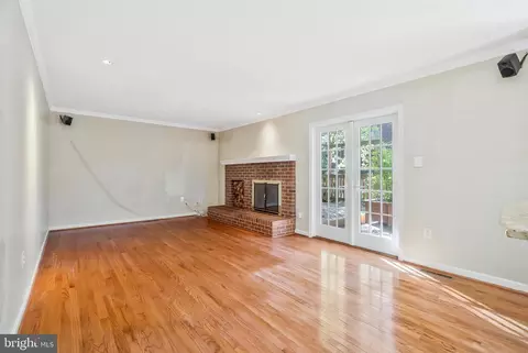 1879 Post Oak Trl, Reston, VA 20191 photo 30