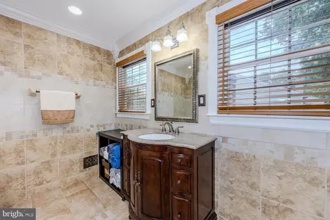 Bath - 7041 Flax St, Springfield, VA 22152 photo 2 of 5
