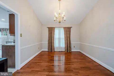 Dining - 7041 Flax St, Springfield, VA 22152 photo 1 of 1