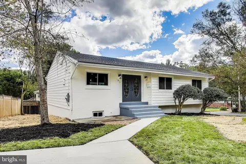 4313 Javins Dr, Alexandria, VA 22310