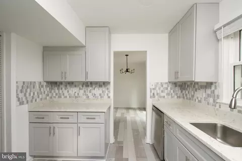 Kitchen - 8411 Eucalyptus Ct, Springfield, VA 22153 photo 3 of 3