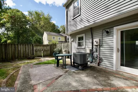 Exterior - 8411 Eucalyptus Ct, Springfield, VA 22153 photo 3 of 7