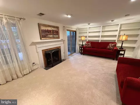 7054 Solomon Seal Ct, Springfield, VA 22152 photo 32