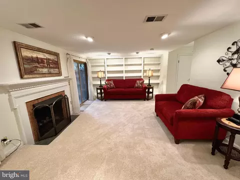7054 Solomon Seal Ct, Springfield, VA 22152 photo 31