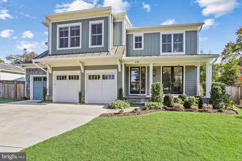 635 Frederick St SW, Vienna, VA 22180