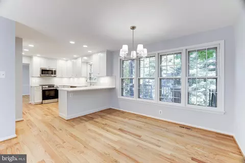 1629 Stowe Rd, Reston, VA 20194 photo 11
