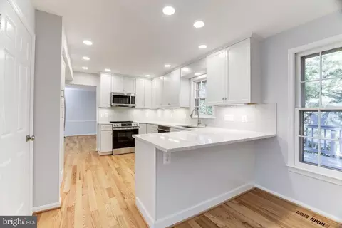 1629 Stowe Rd, Reston, VA 20194 photo 10