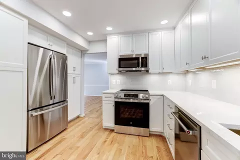 1629 Stowe Rd, Reston, VA 20194 photo 8