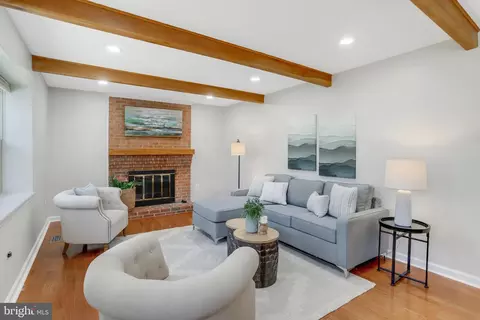 Living - 7400 Silver Pine Dr, Springfield, VA 22153 photo 5 of 9