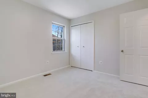 Bedroom - 7400 Silver Pine Dr, Springfield, VA 22153 photo 1 of 7