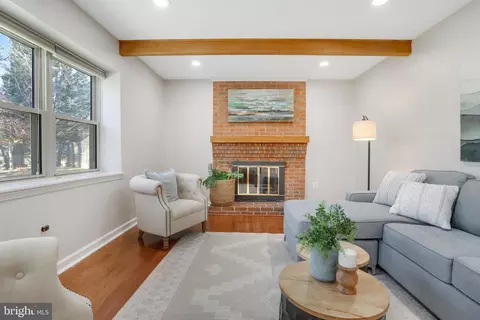 Living - 7400 Silver Pine Dr, Springfield, VA 22153 photo 6 of 9