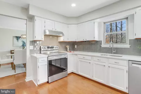Kitchen - 7400 Silver Pine Dr, Springfield, VA 22153 photo 1 of 5
