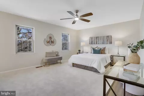 Bedroom - 7400 Silver Pine Dr, Springfield, VA 22153 photo 5 of 7