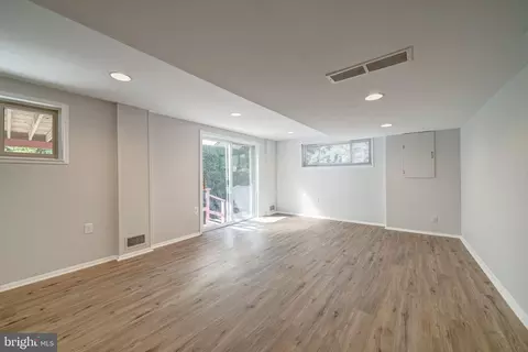 5414 Inverchapel Rd, Springfield, VA 22151 photo 22