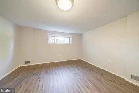 5414 Inverchapel Rd, Springfield, VA 22151 photo 25