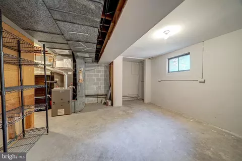 5414 Inverchapel Rd, Springfield, VA 22151 photo 28