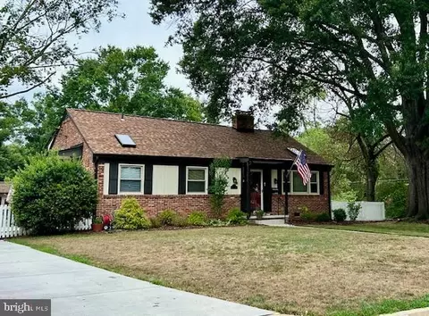 1608 Trenton Dr, Alexandria, VA 22308