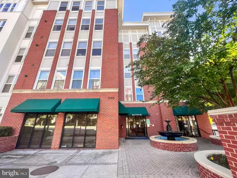 2655 Prosperity Ave #115, Fairfax, VA 22031
