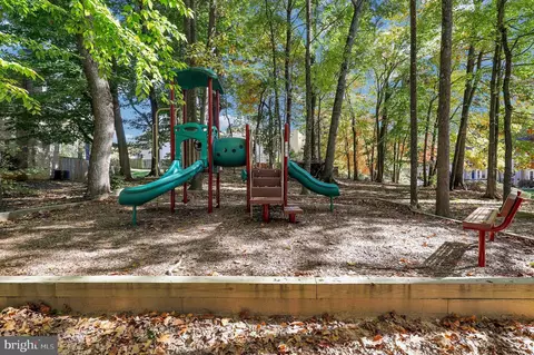 9069 Giltinan Ct, Springfield, VA 22153 photo 34