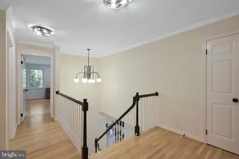 Entry Way - 7905 Old Cedar Ct, Mclean, VA 22102 photo 2 of 3