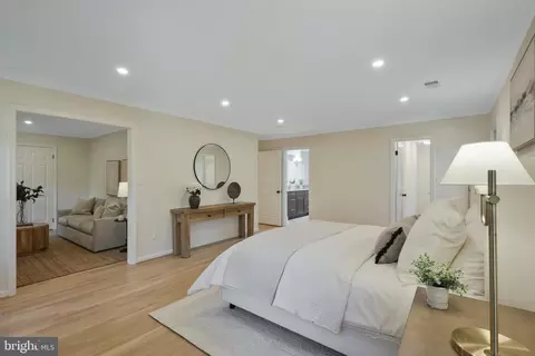 Other - 7905 Old Cedar Ct, Mclean, VA 22102 photo 6 of 10