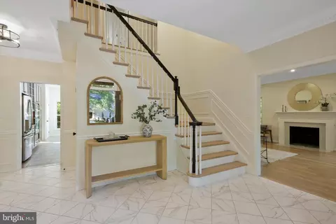 Entry Way - 7905 Old Cedar Ct, Mclean, VA 22102 photo 1 of 3