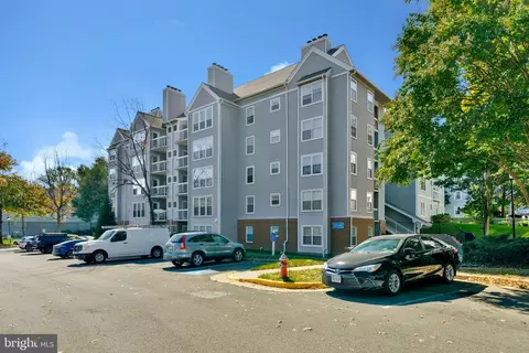 10248 Appalachian Cir #1-C7, Oakton, VA 22124