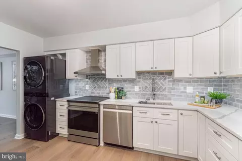 3713 S George Mason Dr #211W, Falls Church, VA 22041