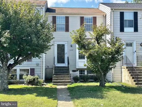 6946 Villa Del Rey Ct, Springfield, VA 22150