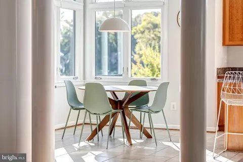 Dining - 1472 Waterfront Rd, Reston, VA 20194 photo 4 of 5