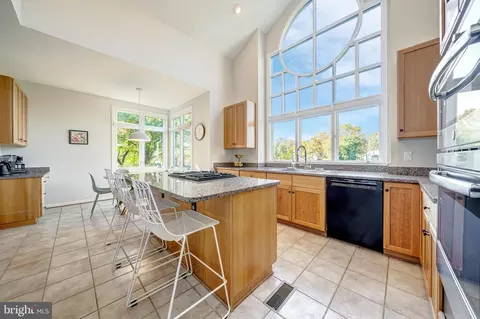 Kitchen - 1472 Waterfront Rd, Reston, VA 20194 photo 5 of 5