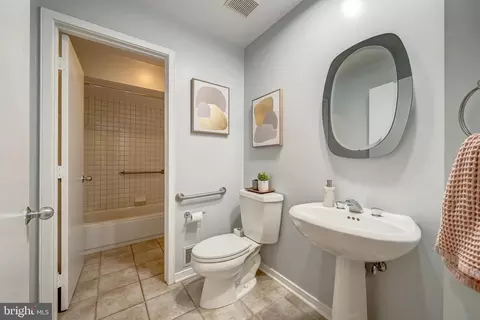 Bath - 1472 Waterfront Rd, Reston, VA 20194 photo 1 of 7